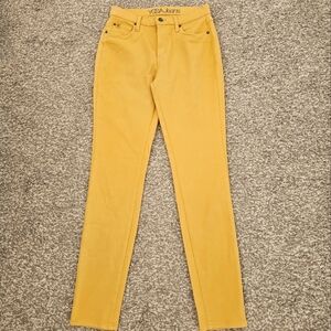 YOGA Women's Yellow Jeans sz 26